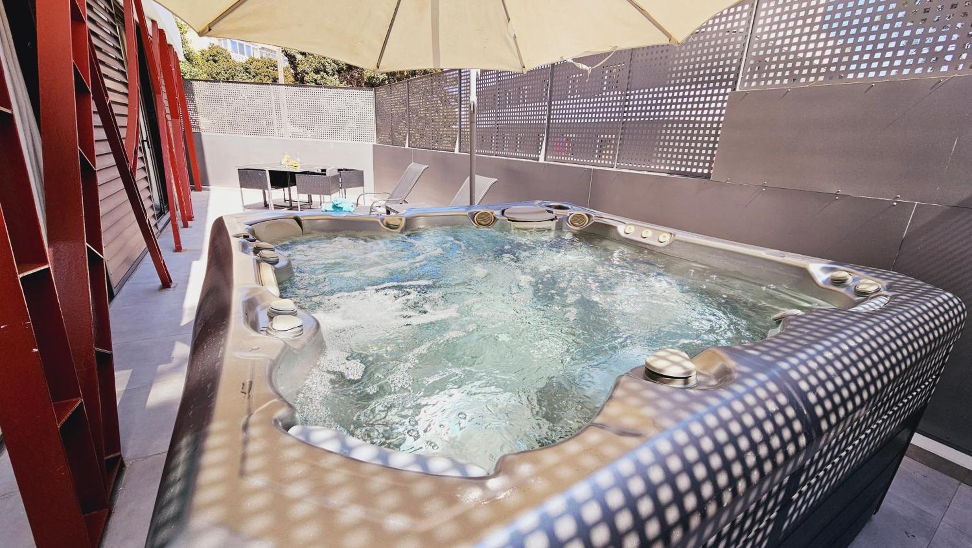 Nogalera Quintessence Apartment With Private Parking By Namaste Elite Torremolinos Exterior foto